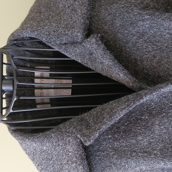 JONES NEW YORK, s.10, grey color jacket. Like new. - Picture 2 of 9